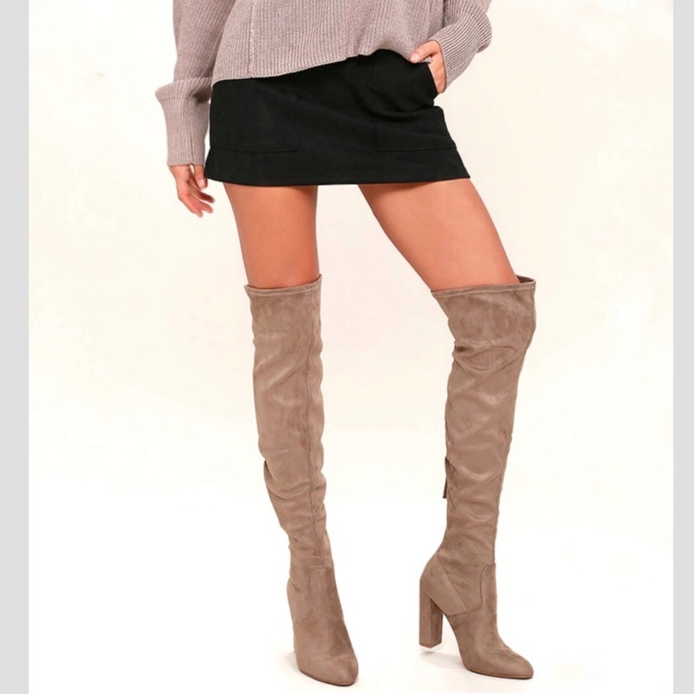 EUC Steve Madden Emotions over knee taupe boots 8